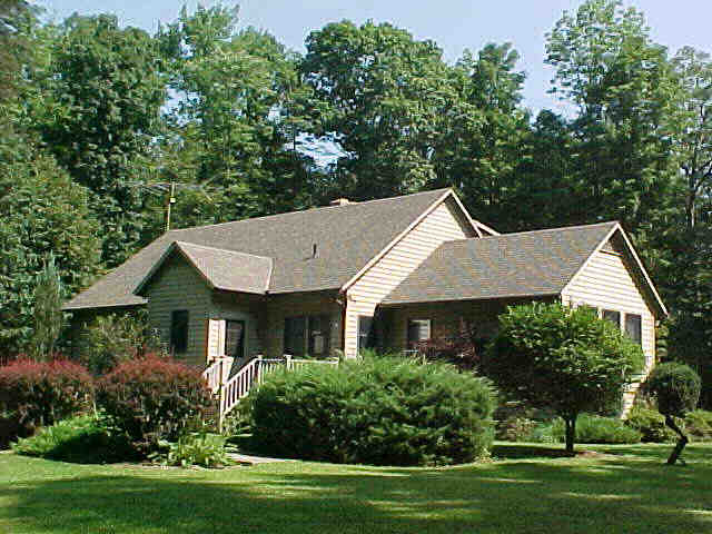 Building photograph for 26 DEEP WOODS ROAD
